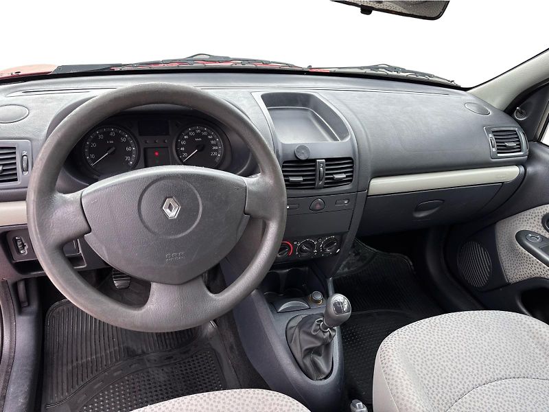 Renault Clio 1,2i 43kW - fotka 5 z 21