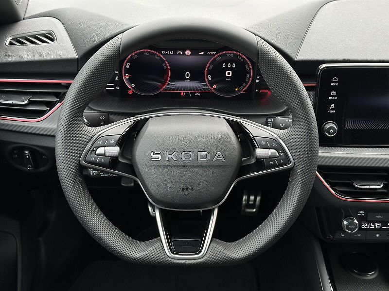 Škoda Kamiq 1.0TSi Monte Carlo 116PS Matri - fotka 19 z 41