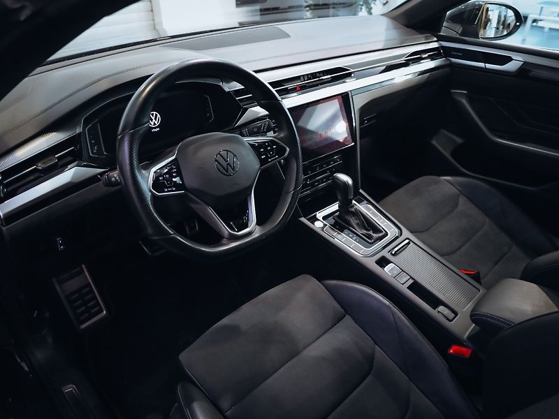 Volkswagen Arteon Shooting Brake R-Line 4Motion 2.0 TDI - fotka 9 z 33