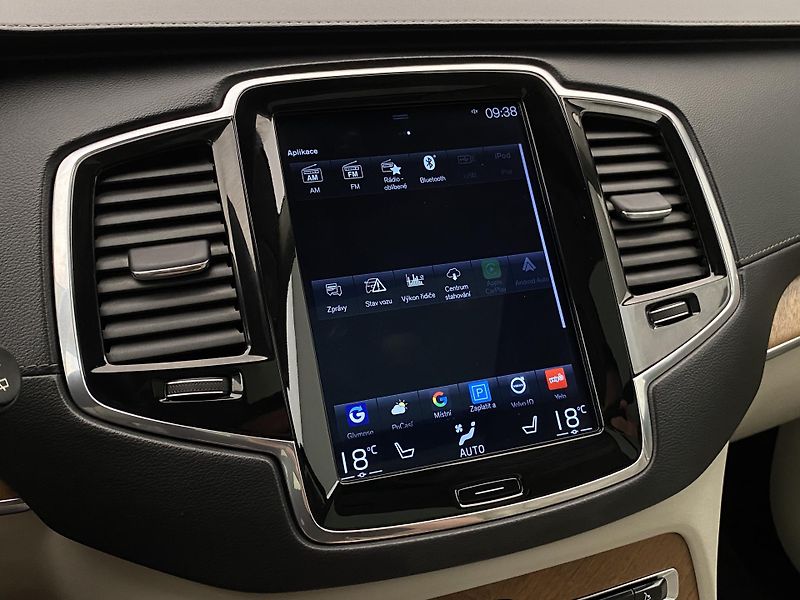 Volvo XC90 D5 AWD INSCRIPTION REZERVACE - fotka 44 z 54