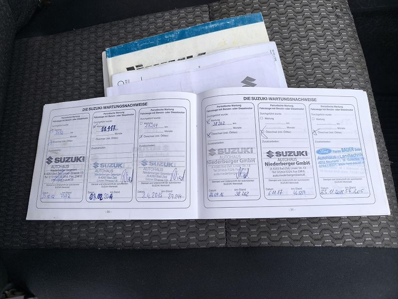 Suzuki Jimny (2011) 1.3 4x4 DOLOŽENÉ KM,SERVISNÍ K - fotka 22 z 29