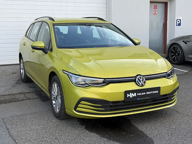 Volkswagen Golf 1.0TSI 81kW Life LED ACC - fotka 2 z 14