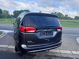 Chrysler Pacifica (2017) 3,6 RU Touring L 8 míst 2017 - náhled 4