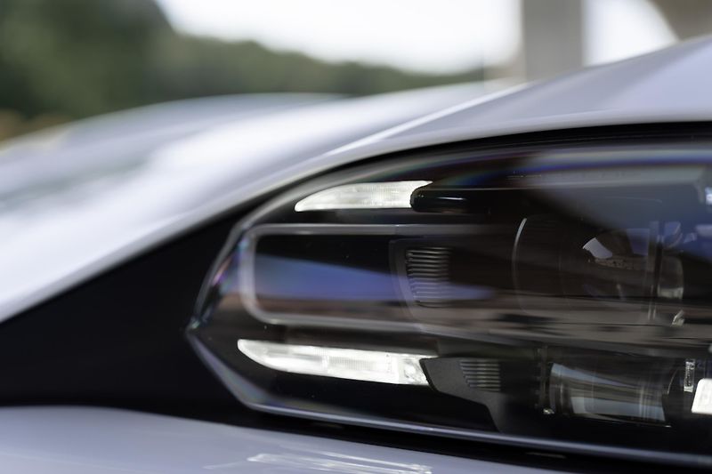 Porsche Taycan (2023) 4S - 7000 KM - VZDUCH, BOSE - fotka 15 z 39