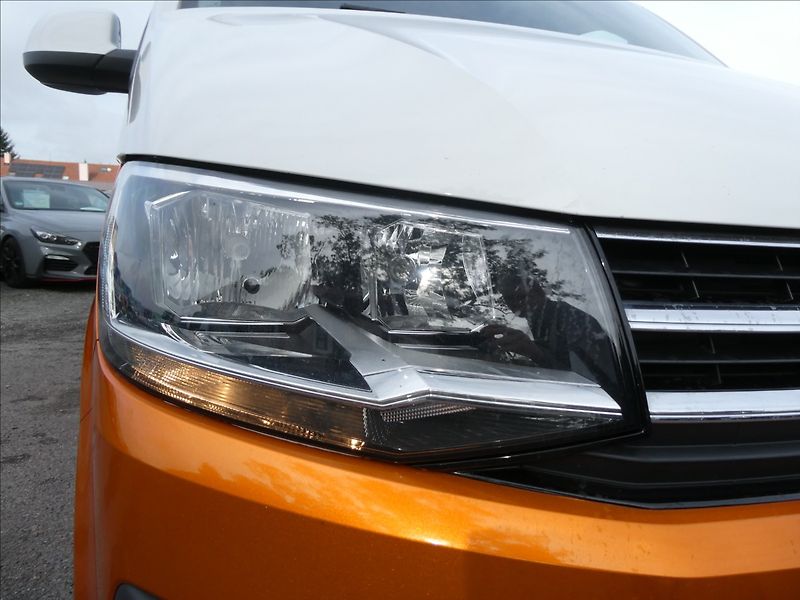 Volkswagen Multivan 2,0 TDi 110kW DSG,BULLI,1.maj. - fotka 5 z 50