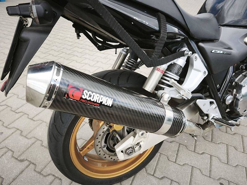 Honda CB 1300 SA (2005) - fotka 10 z 14