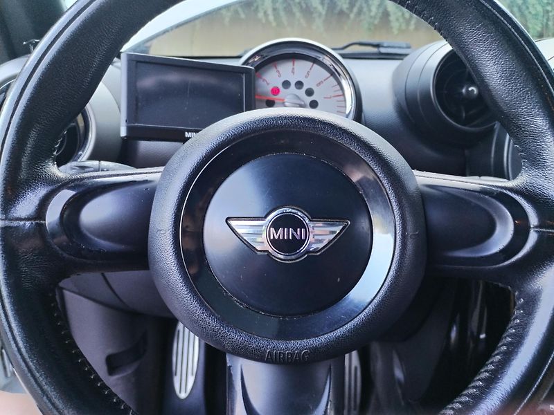 Mini Countryman (2010) MINI Countryman Cooper S ALL4 - fotka 25 z 27