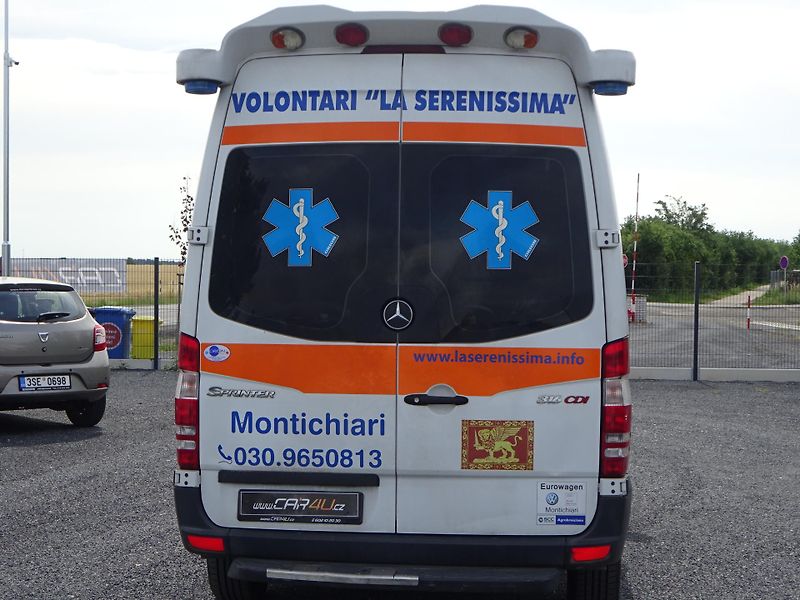 Mercedes-Benz Sprinter PLNĚ VYBAVENÝ SANITNÍ VŮZ - fotka 5 z 20