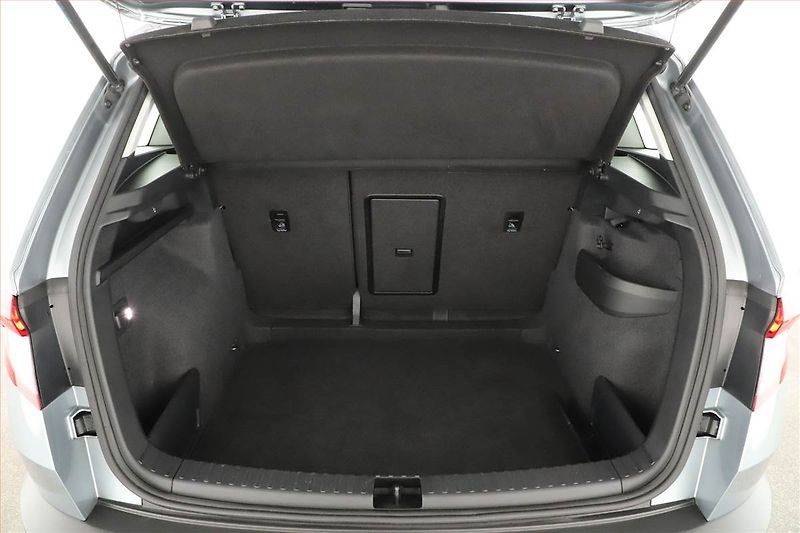Škoda Karoq (2018) Ambition 1.0 TSI, Tempomat - fotka 11 z 19