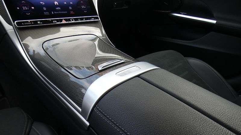 Mercedes-Benz Třídy C C 200 4MATIC - fotka 6 z 23