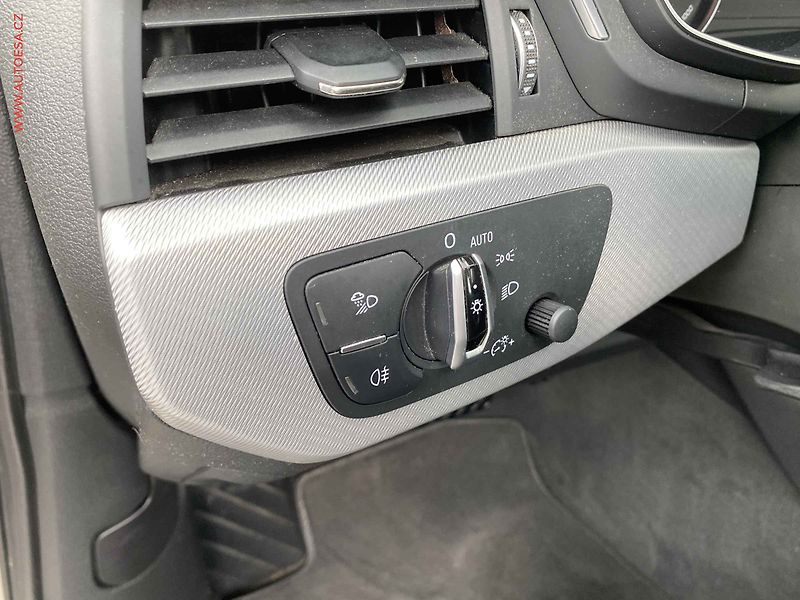 Audi A4 (2017) 2.0 TDi, AT, bixen - fotka 15 z 20