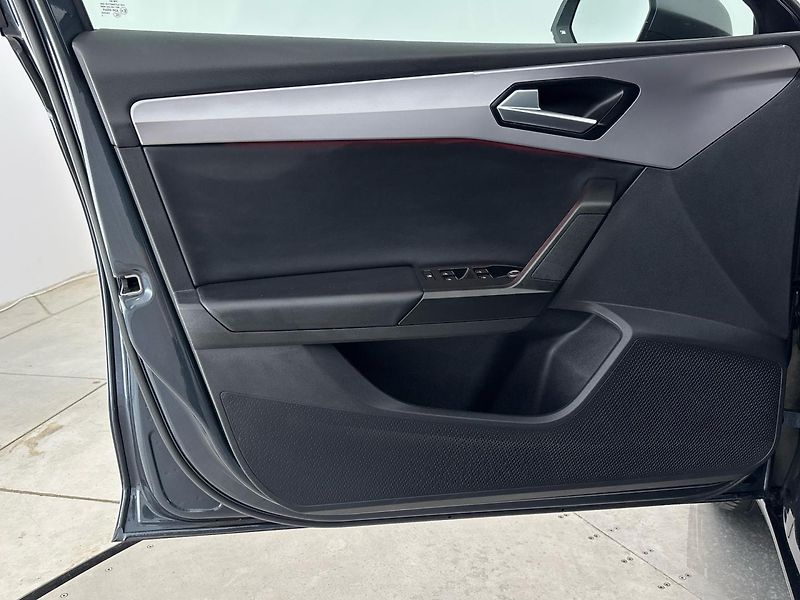 Seat Leon FR - fotka 13 z 28