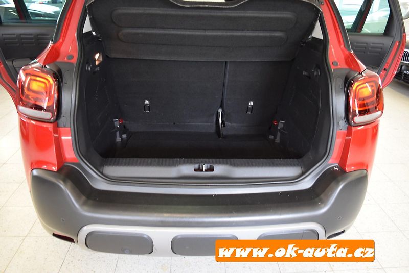 Citroën C3 Aircross 1.2 PT LED FEEL PACK 81 kW-DPH - fotka 16 z 51