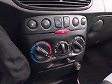 Fiat Punto (2008) 1.2 60 , po STK, jezdí výborně - náhled 14