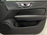 Volvo V60 CC B5 AWD PRO AUT - náhled 45