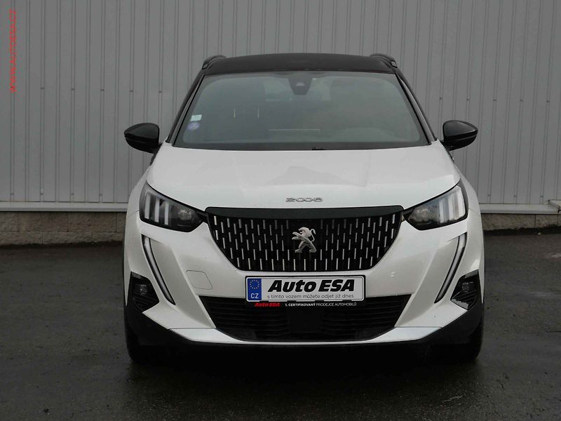 Peugeot 2008 (2020) 1.2 PT, GT Line, AT - fotka 2 z 28