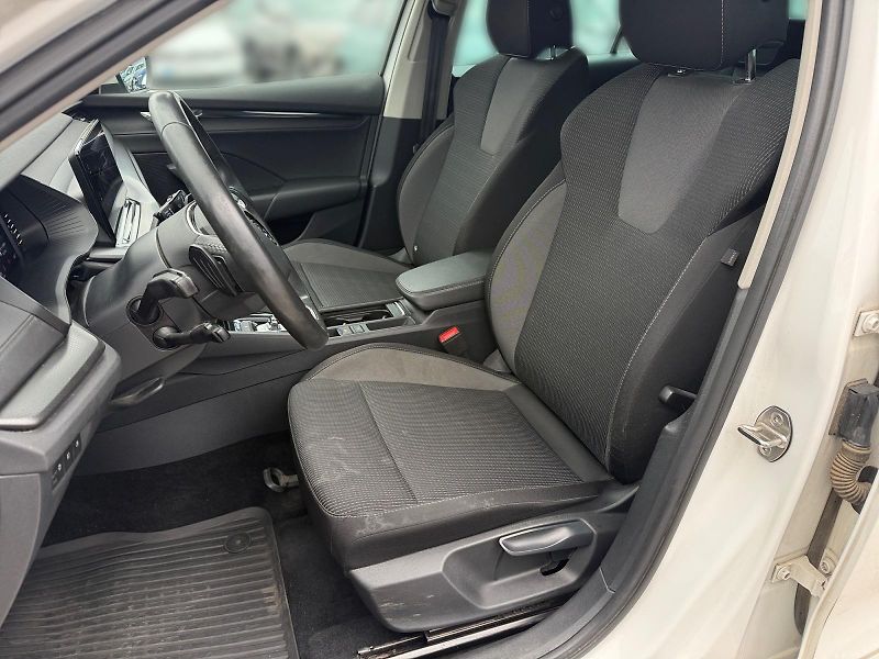 Škoda Octavia (2022) AMBITION 2.0TDI 110kW DSG 4x4  - fotka 7 z 11