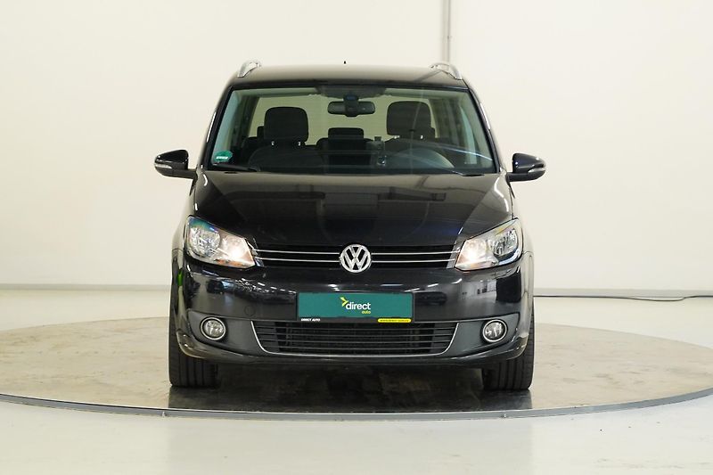 Volkswagen Touran - fotka 4 z 26