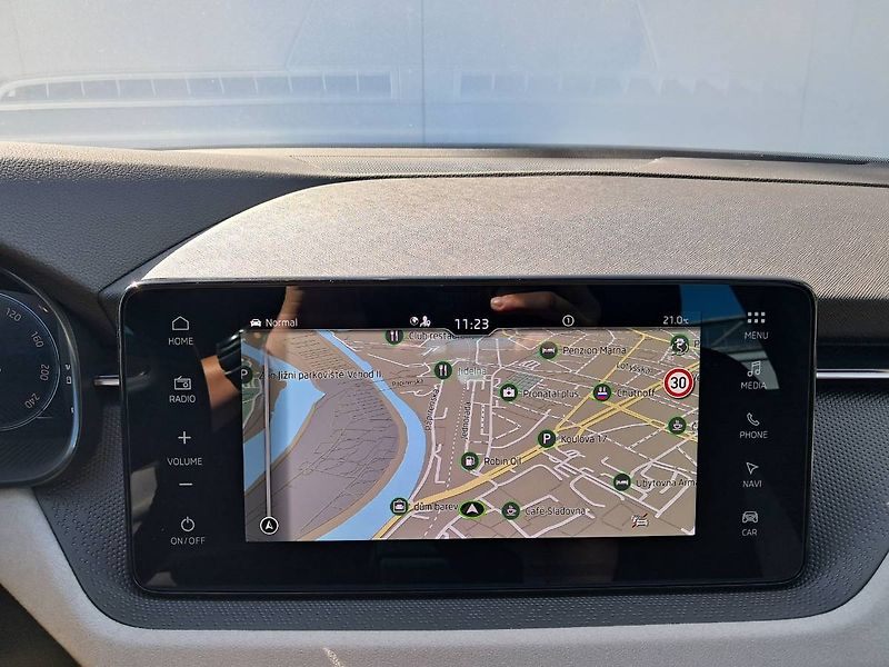 Škoda Kamiq (2024) Top SELECTION 1.0 TSI / 85KW M - fotka 13 z 30