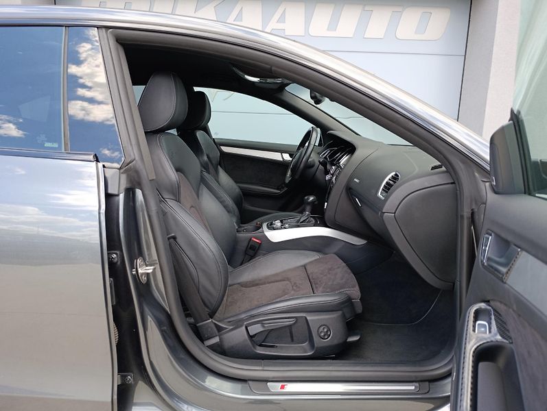 Audi A5 2.0TDI QUATTRO S-LINE ČR  - fotka 19 z 38