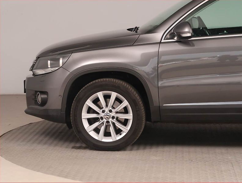 Volkswagen Tiguan (2013) 2.0 TDI, Tempomat - fotka 14 z 18