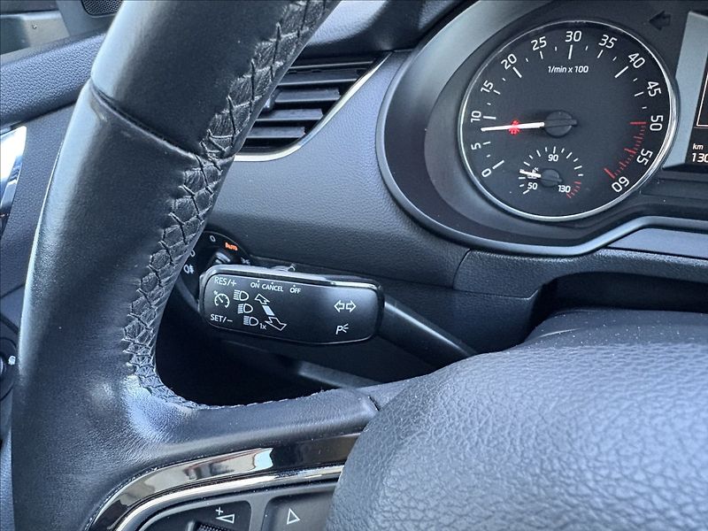 Škoda Octavia 2,0 ČR 1. maj. servis 6 MT - fotka 13 z 25