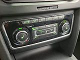 Škoda Superb (2012) 2.0 TDI, Automat, Tažné - náhled 18