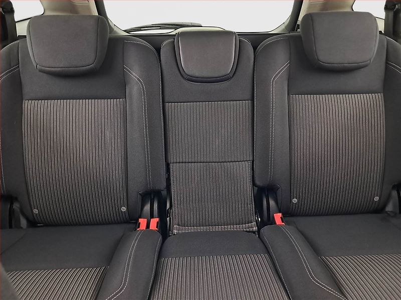 Ford Grand C-MAX (2012) 2.0 TDCi, Serv.kniha, Tempomat - fotka 10 z 17