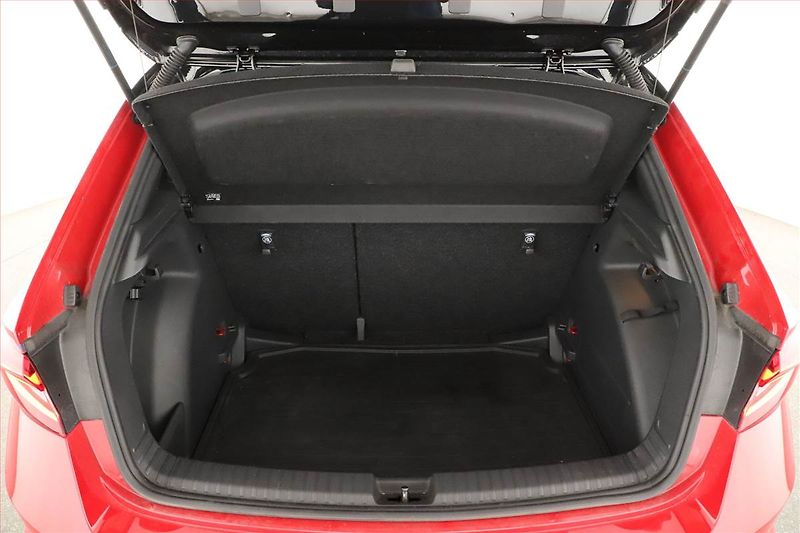 Škoda Fabia (2026) 1.0 TSI, MONTE CARLO, AUTOMAT - fotka 11 z 21