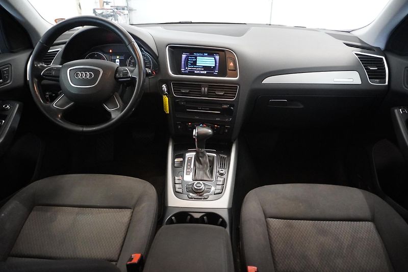 Audi Q5 VAN 3,0 TDI QUATTRO AUT. - fotka 21 z 28