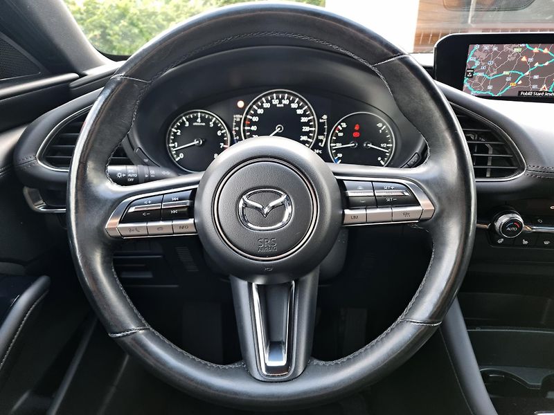 Mazda 3 (2021) 2.0 SELECTION,MATRIX,NAVI,HEAD - fotka 27 z 44