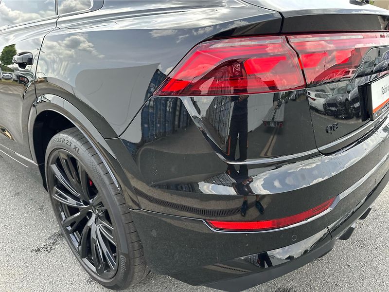 Audi Q8 (2025) 50 TDI quattro - fotka 19 z 25