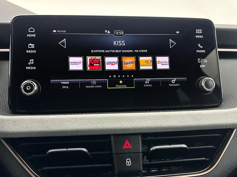 Škoda Kamiq Top Selection DSG - fotka 12 z 27