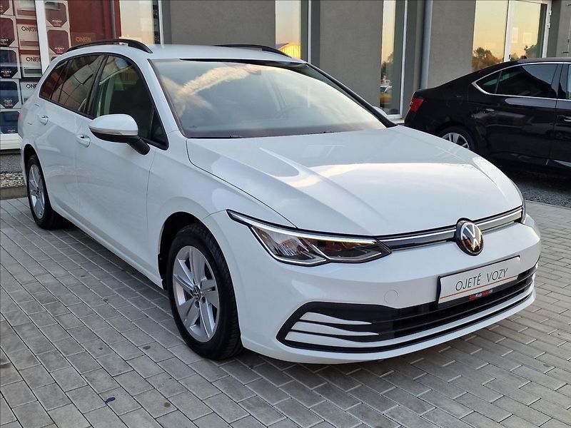 Volkswagen Golf 2.0TDI 85kW Life Variant,1Maj - fotka 3 z 50