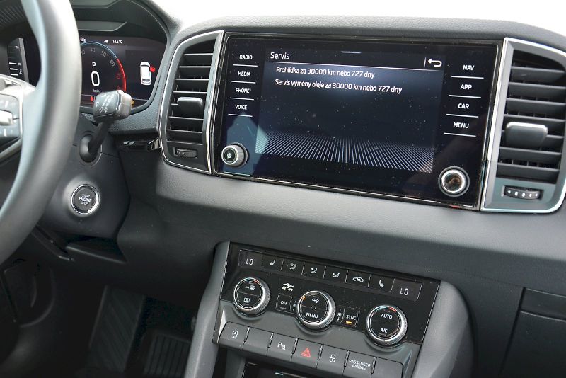 Škoda Karoq (2024) 1.5 TSI 110 kW TOP Selection D - fotka 25 z 29