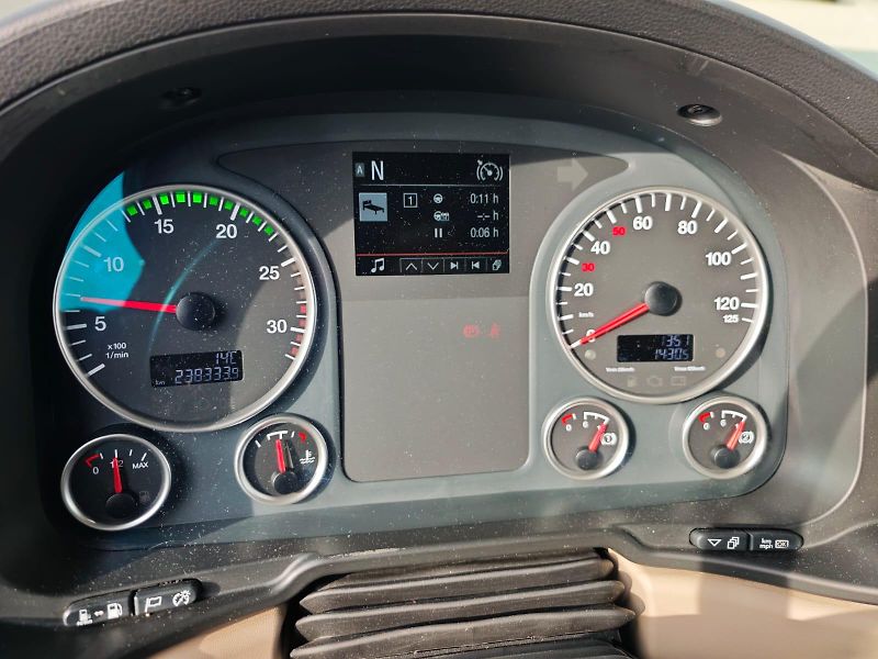 MAN TGL 12.220, KLIMA + ČELO, 18 palet - fotka 9 z 27