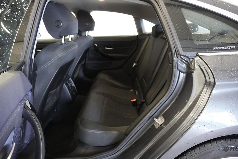 BMW Řada 4 420 - NOVÝ MOTOR NA 210000 KM - fotka 22 z 32