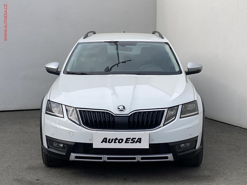 Škoda Octavia (2020) 2.0 TDi 4x4, ČR, Scout, DSG - fotka 2 z 18