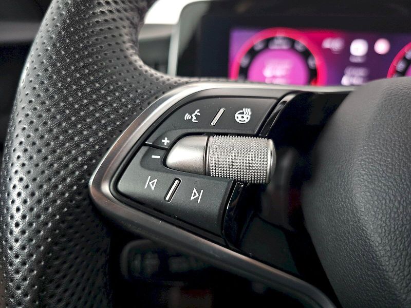 Škoda Superb (2025) 2.0TSi 195kW 4X4 SPORTLINE WEB - fotka 10 z 34