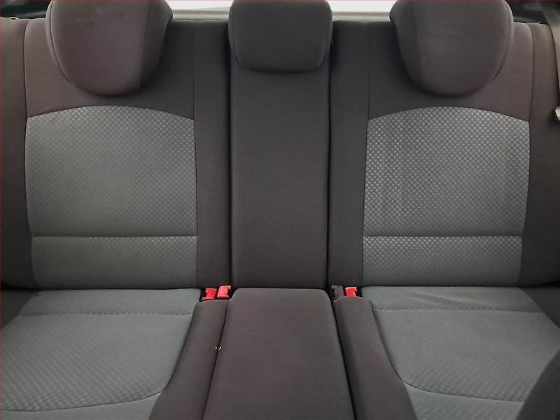 Renault Clio (2005) 1.2, nová STK, Klima - fotka 10 z 14