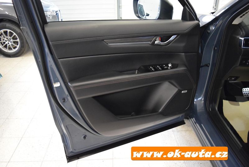 Mazda CX-5 2.2 D EXCLUSIVE-LINE 2024 - fotka 27 z 68