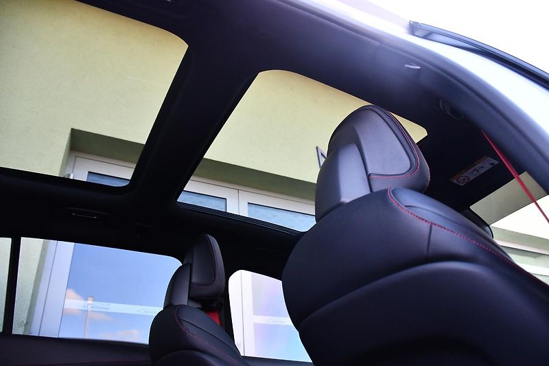Mercedes-Benz Třídy C 43 AMG 4M N.TOP PANO HUD ČR - fotka 49 z 54