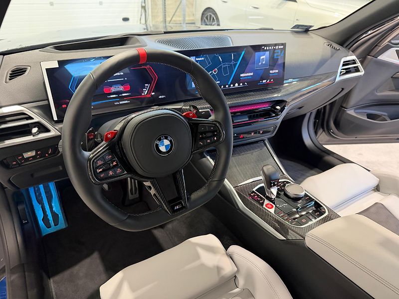 BMW M4 (2026) Competition Cabrio xDrive H&K - fotka 5 z 15