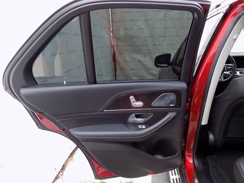 Mercedes-Benz GLE (2019) 300d/4-Matic/Full-Led/ - fotka 13 z 48