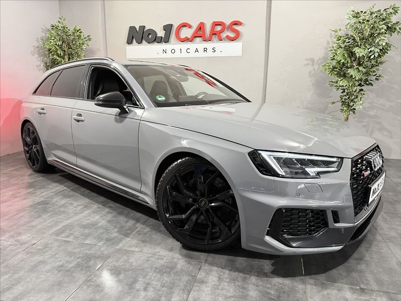 Audi RS 4 2,9   TFSI 450HP QUATTRO ALCA - fotka 1 z 45