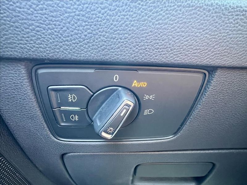 Volkswagen Passat 2,0 TDi DSG BUSINESS záruka - fotka 33 z 42