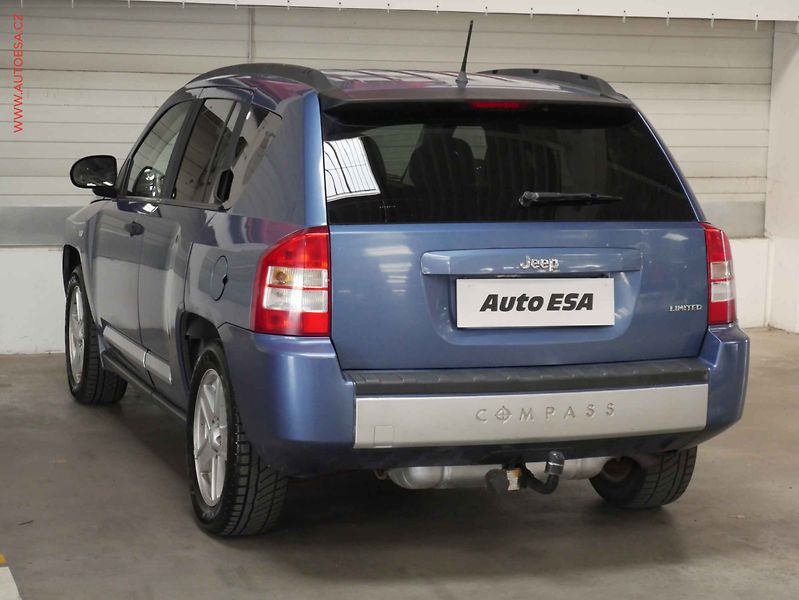 Jeep Compass (2007) 2.4i 4x4, AC, TZ - fotka 4 z 16