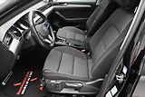 Volkswagen Passat 2,0 TDI 110kW DSG Business Zár - náhled 13