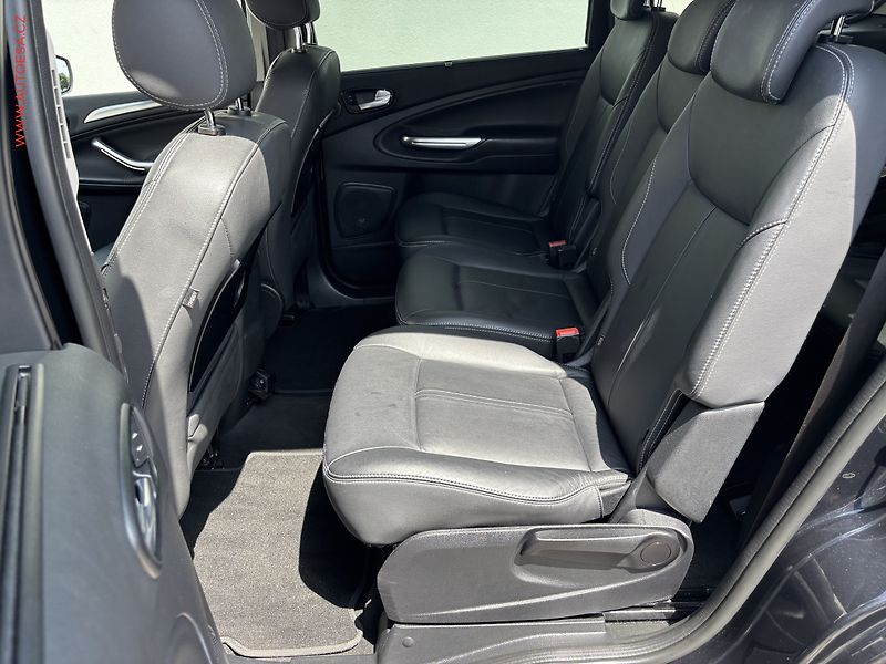 Ford Galaxy (2014) 2.0 TDCi 7míst, Titanium, AT - fotka 11 z 20