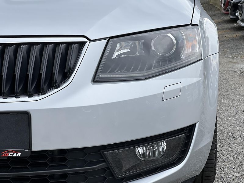 Škoda Octavia 1.6TDi 81kw KLIMA TEMPOMAT ALU - fotka 38 z 42